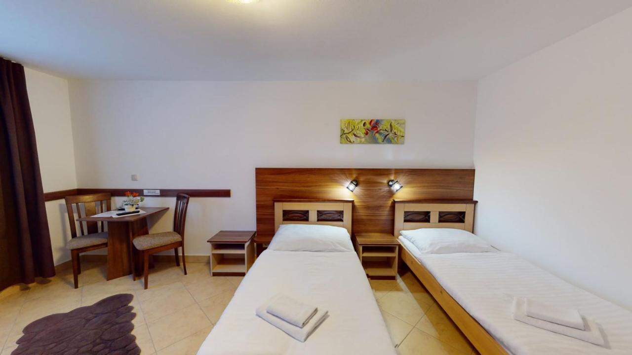 Garni Hotel Fatra Terchová Extérieur photo