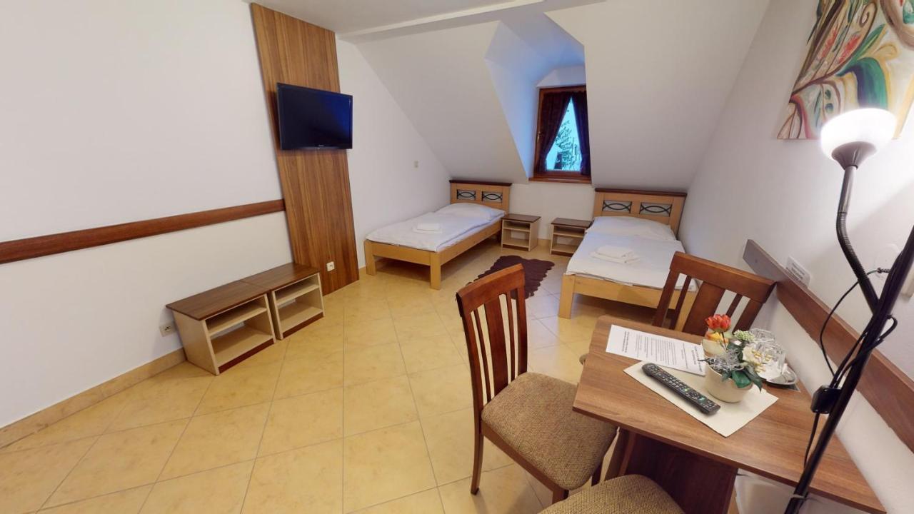 Garni Hotel Fatra Terchová Extérieur photo